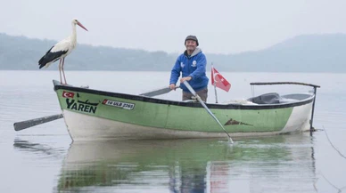 Yaren leylek 11'inci kez Adem Amca'nın yanında