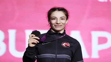 Millli güreşçi Evin Demirhan Yavuz, Avrupa şampiyonu oldu