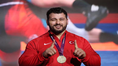 Milli güreşçi Rıza Kayaalp, 11. kez Avrupa şampiyonu oldu