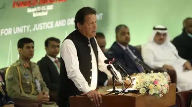 Pakistan'da Başbakan Han'a yönelik güvensizlik oylaması Meclis Başkanlığınca reddedildi