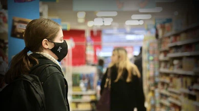 İngiliz market zincirleri hayat pahalılığına karşı fiyat indirimine gidiyor