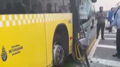 İstanbul'da iki metrobüs çarpıştı
