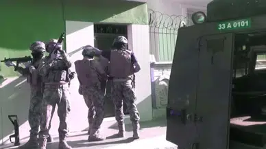 'Karadul' operasyonu: İki canlı bomba yakalandı