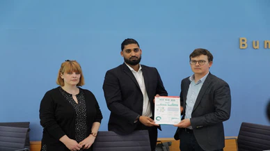 Almanya'da her gün en az 4 kişi ırkçı veya Yahudi aleyhtarı şiddetin mağduru oluyor