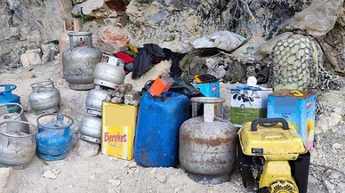 Tunceli'de teröristlerin kullandığı 2 sığınak imha edildi