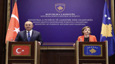 Bakan Çavuşoğlu, Kosovalı mevkidaşı Gervalla-Schwarz ile ortak basın toplantısında konuştu