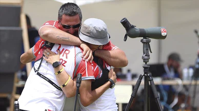 Klasik Yay Karışık Milli Takımı, altın madalya kazandı