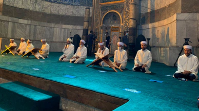 Ayasofya-i Kebir Camii'nde 15 Temmuz şehitleri için mevlit programı