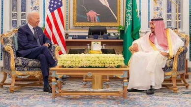 Suudi Arabistan Kralı Selman ile ABD Başkanı Biden ilişkileri güçlendirmenin yollarını görüştü