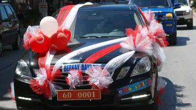 Tokat Valiliğinin makam aracı şehit oğlunun sünnet aracı oldu