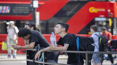 İngiltere tarihinde ilk kez hava sıcaklığı 40 dereceyi aştı