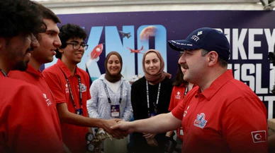 Bakan Varank, Dikey İnişli Roket Yarışması'nı izledi!  "Dünya'da ilk kez Türkiye'de gerçekleşiyor"