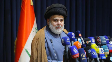 Irak'ta Sadr siyasetten tamamen çekildi!