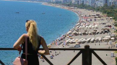 Antalya yeni sezonda rekor turist sayısına hazırlanıyor