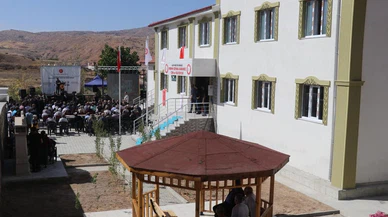 Erzincan'da yapımı tamamlanan cemevi açıldı!
