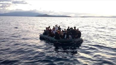 Muğla açıklarında 52 düzensiz göçmen kurtarıldı