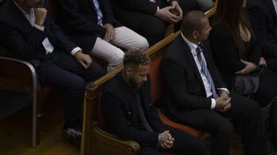 Neymar hakim karşısında! Hapis cezası aldı mı?