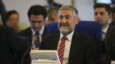 Nebati: Dar gelirlinin yanında olmaya devam edeceğiz