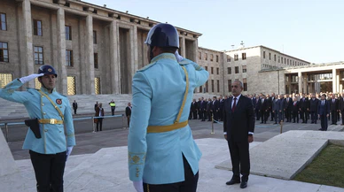 Atatürk, TBMM'de tören ile anıldı!