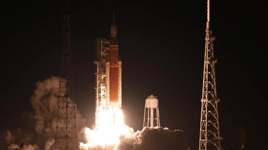 NASA'nın Orion kapsülü Ay'da yörüngesine ulaştı