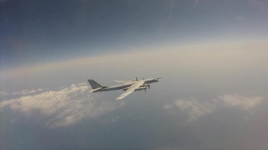 Çin ve Rusya'nın bombardıman uçakları Japon Denizi üzerinde uçtu