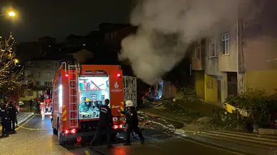 Üsküdar'da marangozhanede çıkan yangın korkuttu