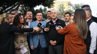 Bakan Çavuşoğlu, Kumluca'da incelemede bulundu