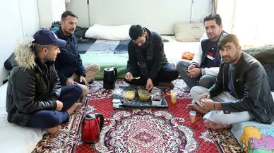 Belçika'da mülteci krizi büyüyor! 700 kişi yaşam savaşı veriyor!