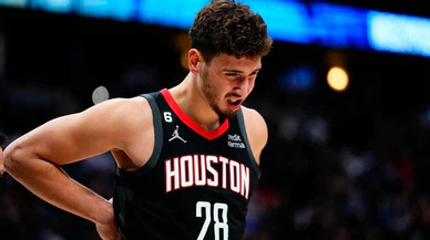 Alperen Şengün Houston Rockets tarihine geçti!