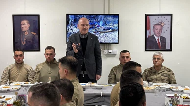 Cumhurbaşkanı Erdoğan komandoların yeni yılını kutladı: