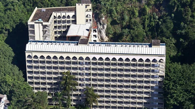 Brezilya Pele'ye veda ediyor! Dikey mezar detayı