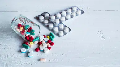 Sağlık Bakanı Koca'dan sahte ilaç iddialarına yanıt: "Türkiye'ye Bangladeş'ten bugüne kadar bir kutu dahi ilaç girmedi"