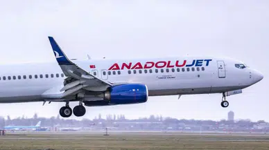 İstanbul-Antalya seferi yapan uçağa yıldırım çarptı!