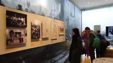 İstanbul'un işgal yıllarını ele alan "Meşgul Şehir" sergisi açıldı