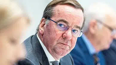 Almanya'nın yeni Savunma Bakanı Boris Pistorius oldu