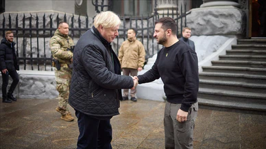 Johnson ve Zelenskiy bir araya geldi