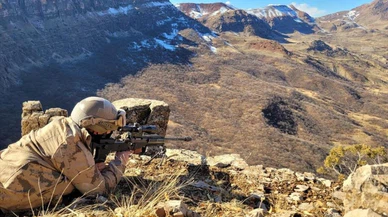 4 terörist etkisiz hale getirildi!