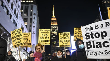 ABD polisinin "ölümüne şiddeti" protesto edildi