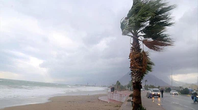 Meteoroloji'den Ege'ye fırtına uyarısı