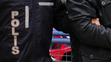 Bursa'da trafik işaret levhalarını çaldılar!