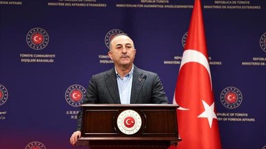 Bakan Çavuşoğlu: Deprem nedeniyle Suriye’den Türkiye’ye sığınmacı akını yaşandığı iddiası asılsızdır