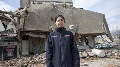 Depremzedeler için tırıyla 4 bin 300 kilometre katederek Kahramanmaraş'a geldi!