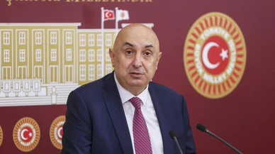 Özkoç: “Kızılay’ı holdinge dönüştürdünüz”