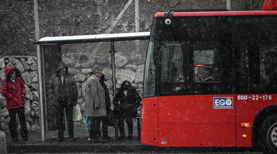 Başkentte kar yağışı etkili oluyor