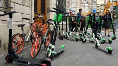Paris'te elektrikli scooter referandumu