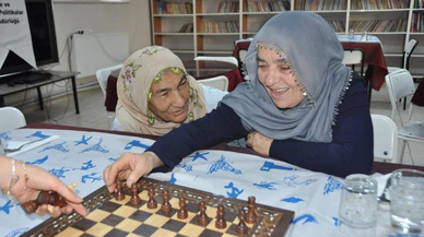 Hastanelerde 80 yaş ve üstü için "YAŞAM" devreye giriyor