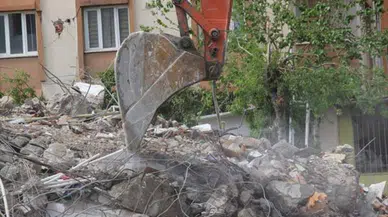 Enkaz kaldırma çalışmalarında gelinen durum