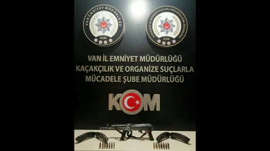 Van'da 1 kilogram uyuşturucu, silah ve mühimmat ele geçirildi!