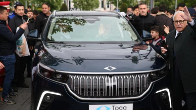 Türkiye'nin yerli otomobili Togg, Mardin'de tanıtıldı