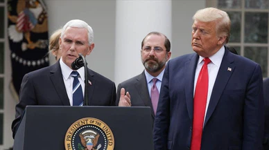 Mike Pence Trump'ın rakibi oluyor!